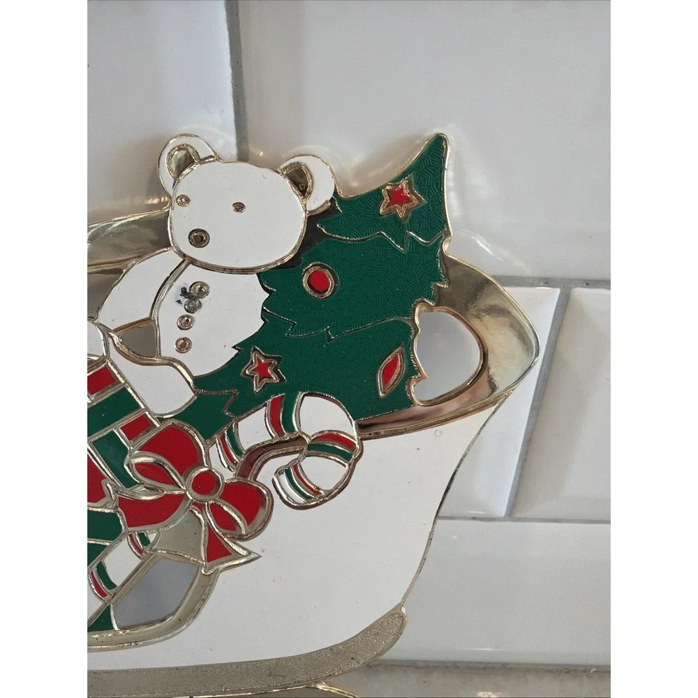 Vtg. Wm. A. Rogers Oneida Christmas Holiday Sleigh‎ Trivet Silverplate Enamel